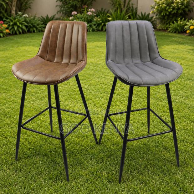 Bar Stool; Industrial Style Bar Stool With Durable Metal Legs - thumbnail 4