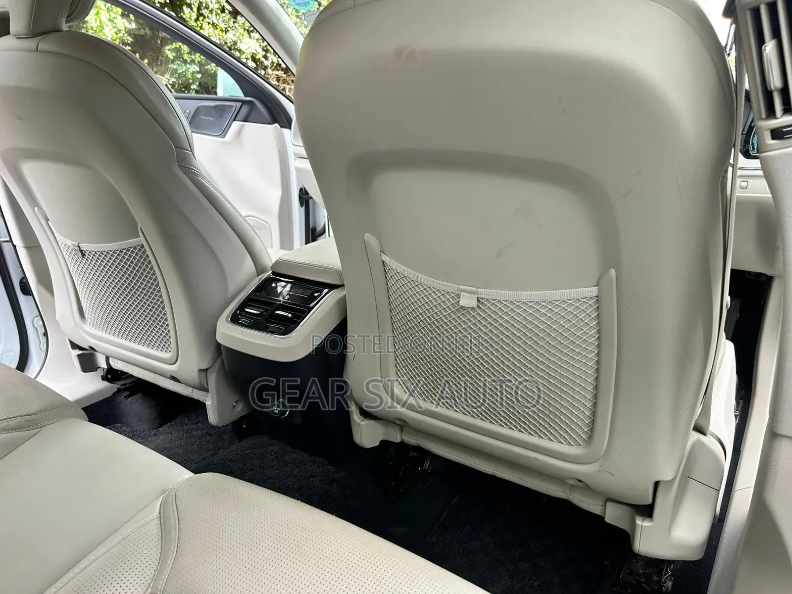 Volvo XC60 2020 White