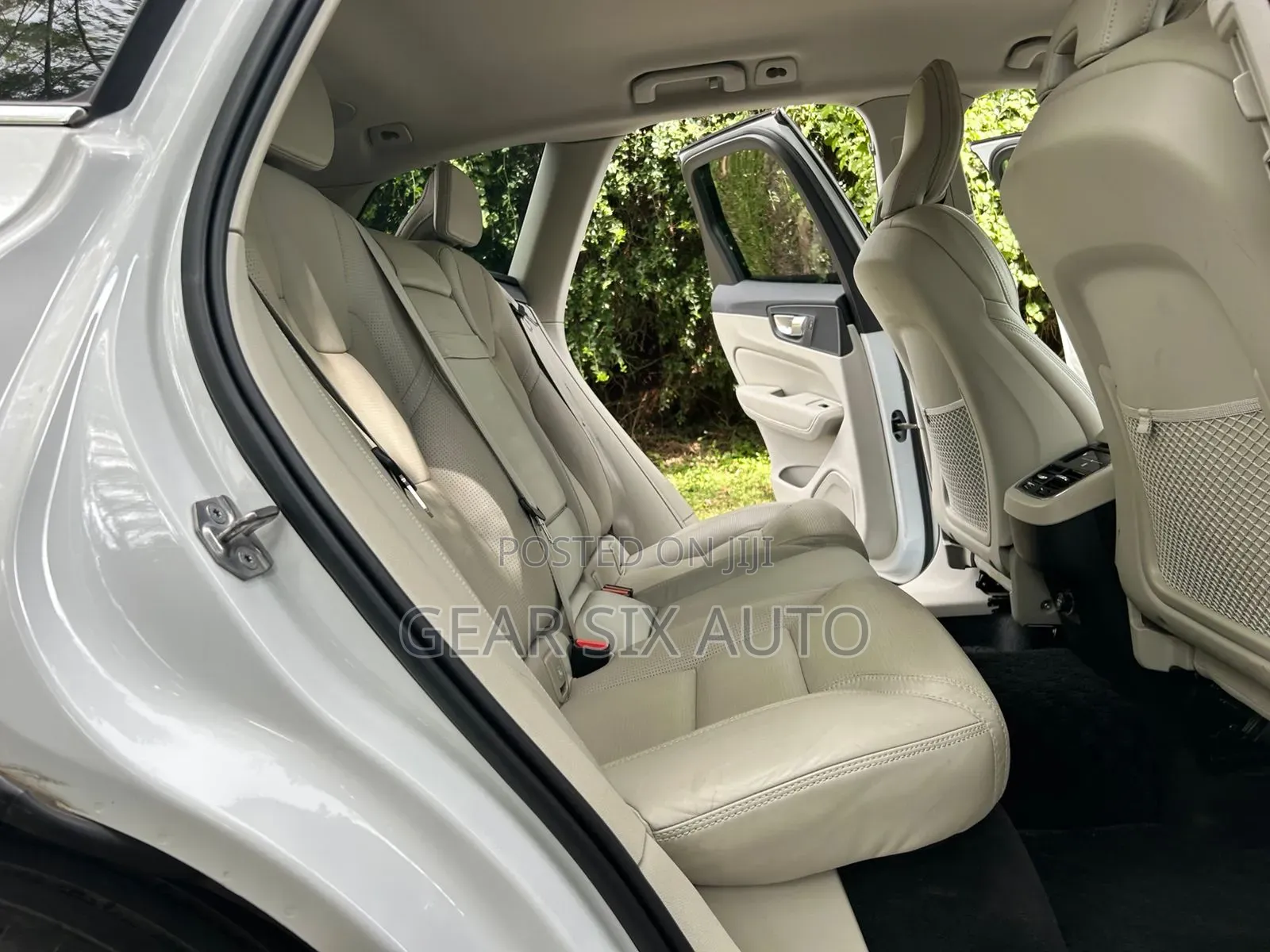 Volvo XC60 2020 White