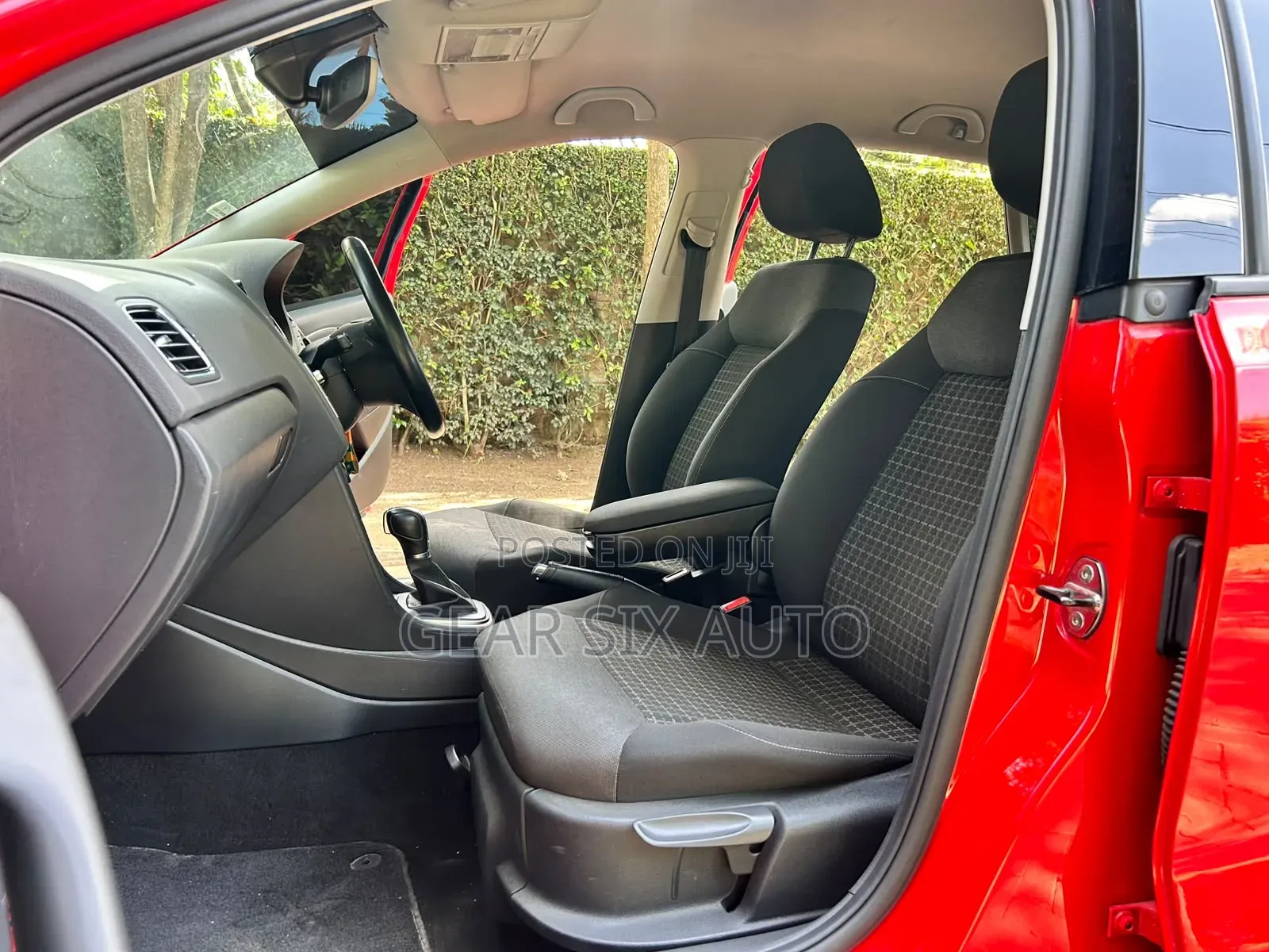 Volkswagen Polo 2017 Red