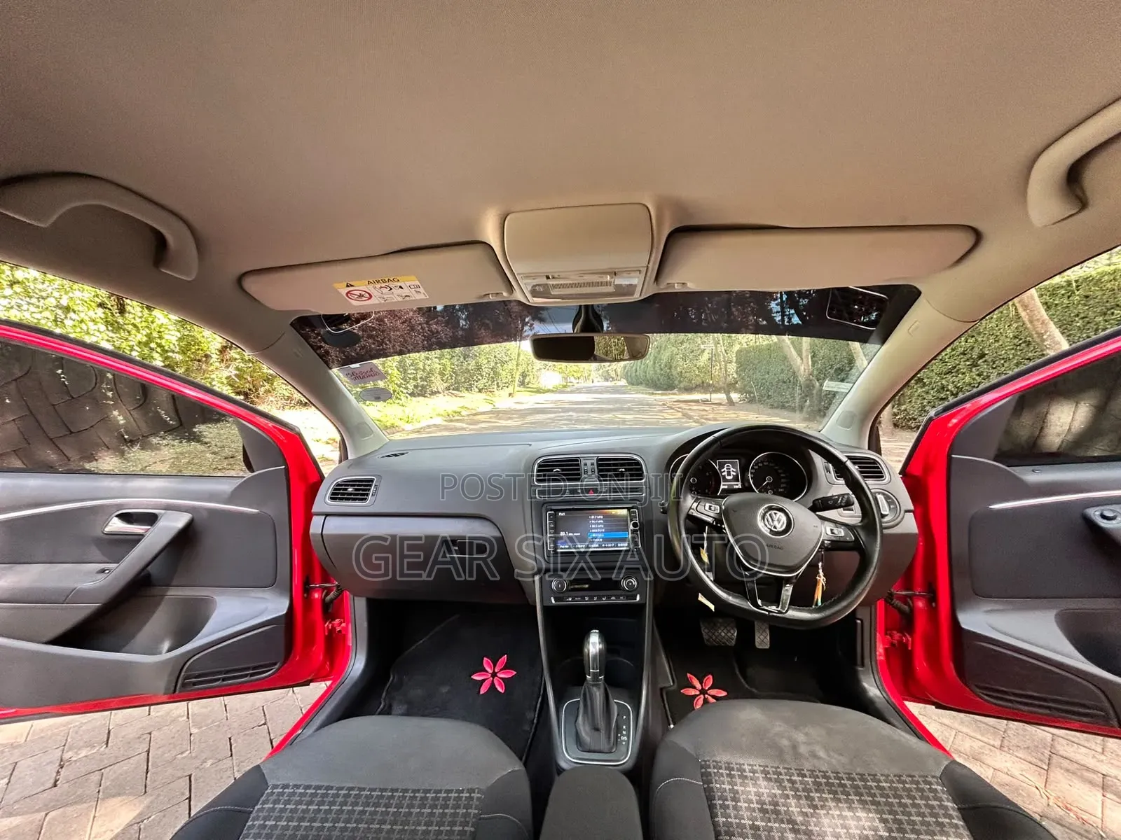 Volkswagen Polo 2017 Red