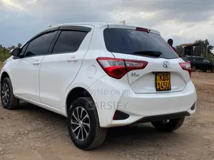 Toyota Vitz 2018 White