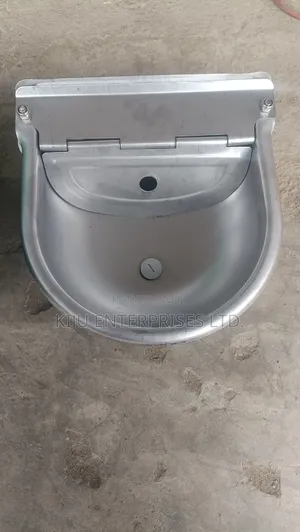 Automatic Cow Drinker / Livestock Water Bowl – Heavy Duty
