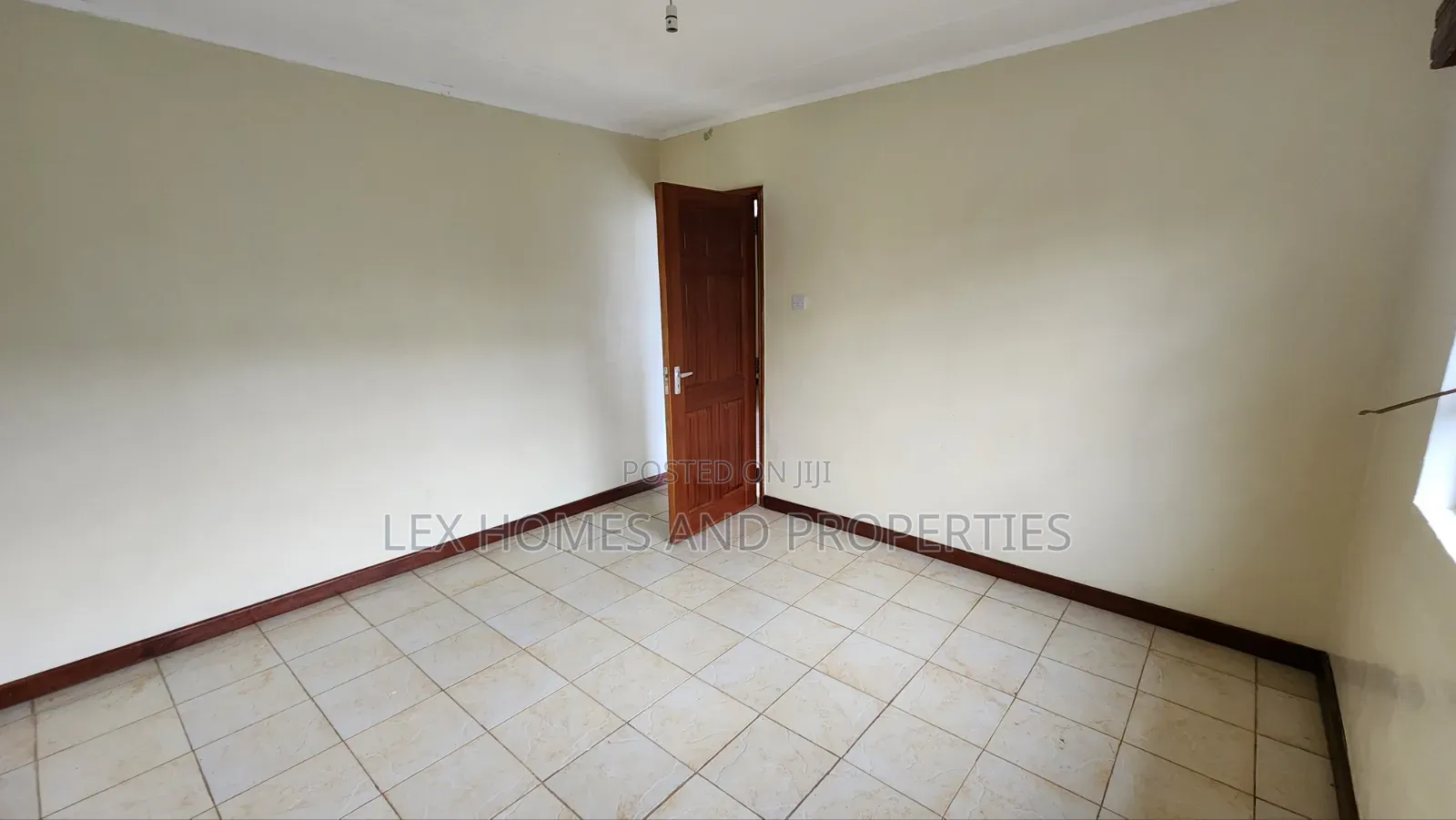 5bdrm Maisonette in Nkoroi for rent