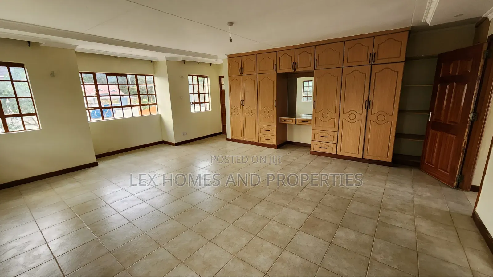 5bdrm Maisonette in Nkoroi for rent