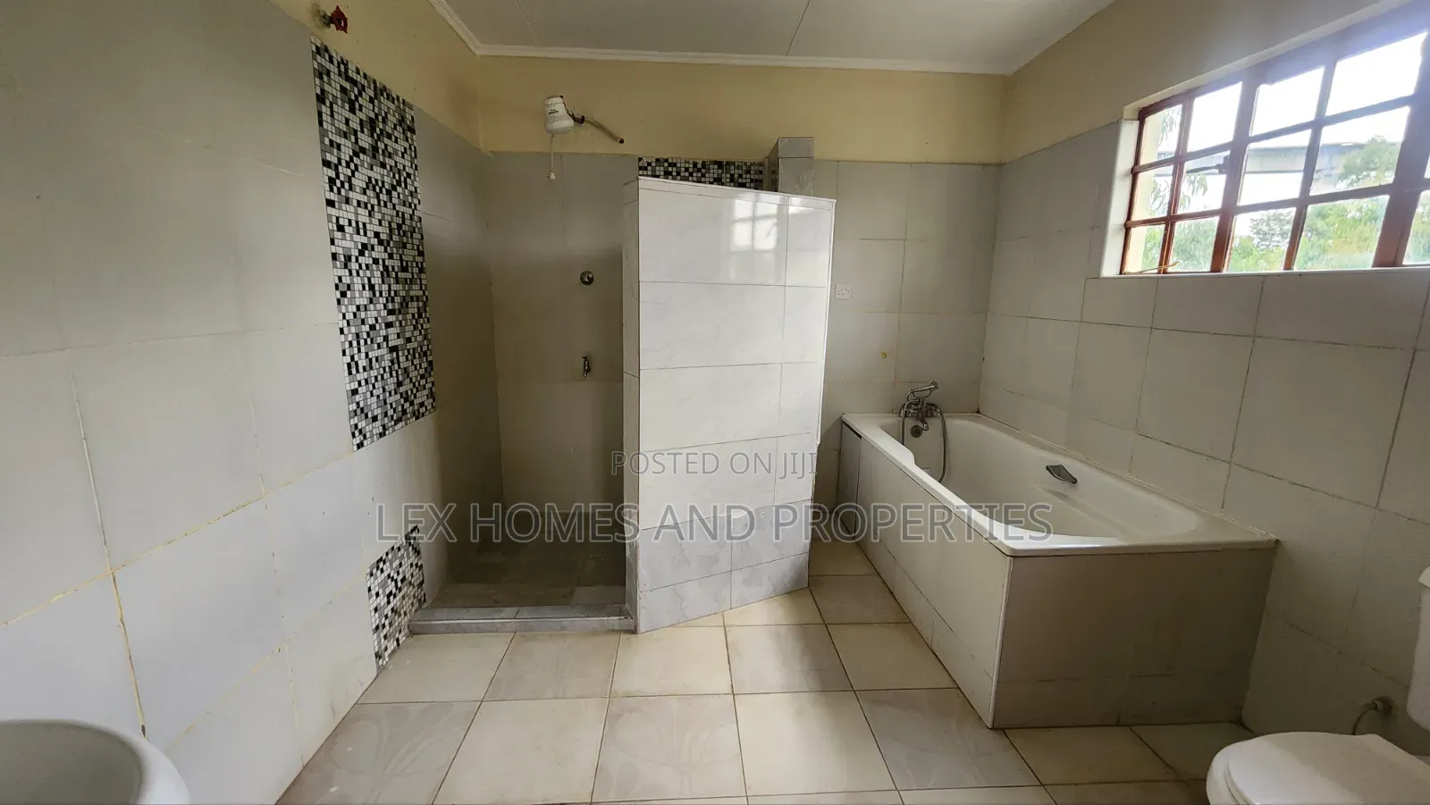 5bdrm Maisonette in Nkoroi for rent