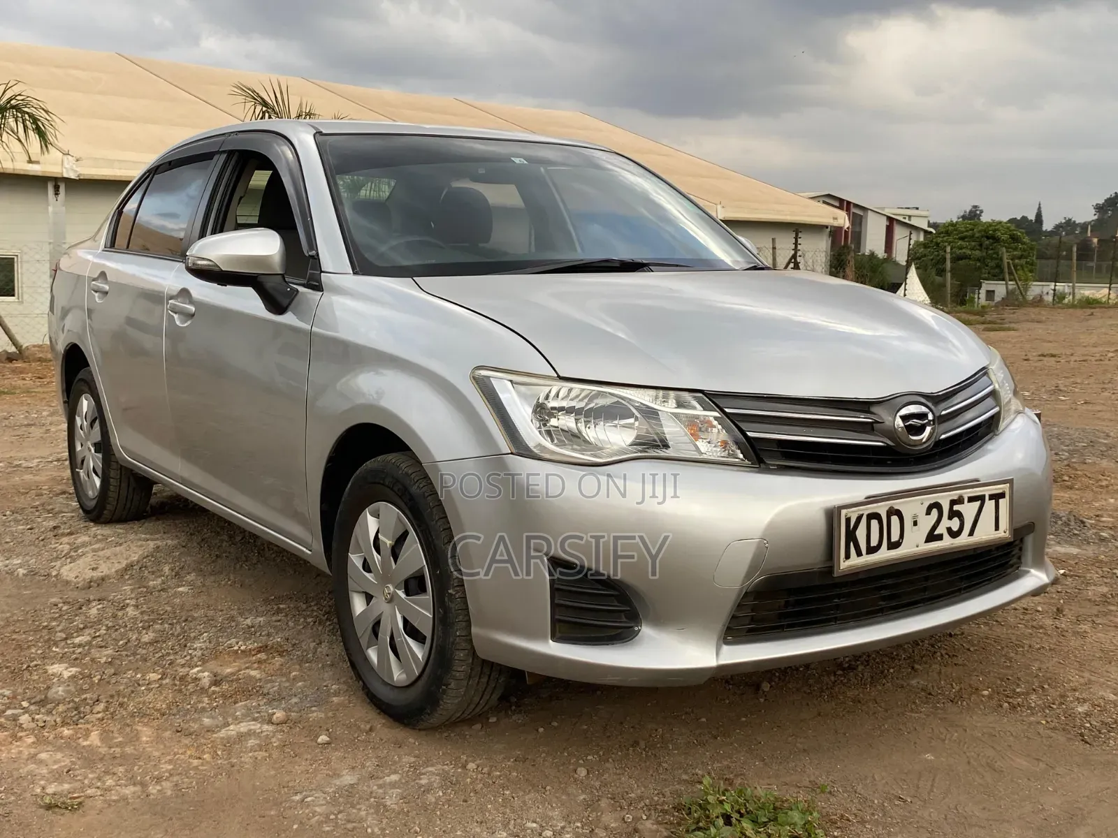 Toyota Axio 2014 Silver