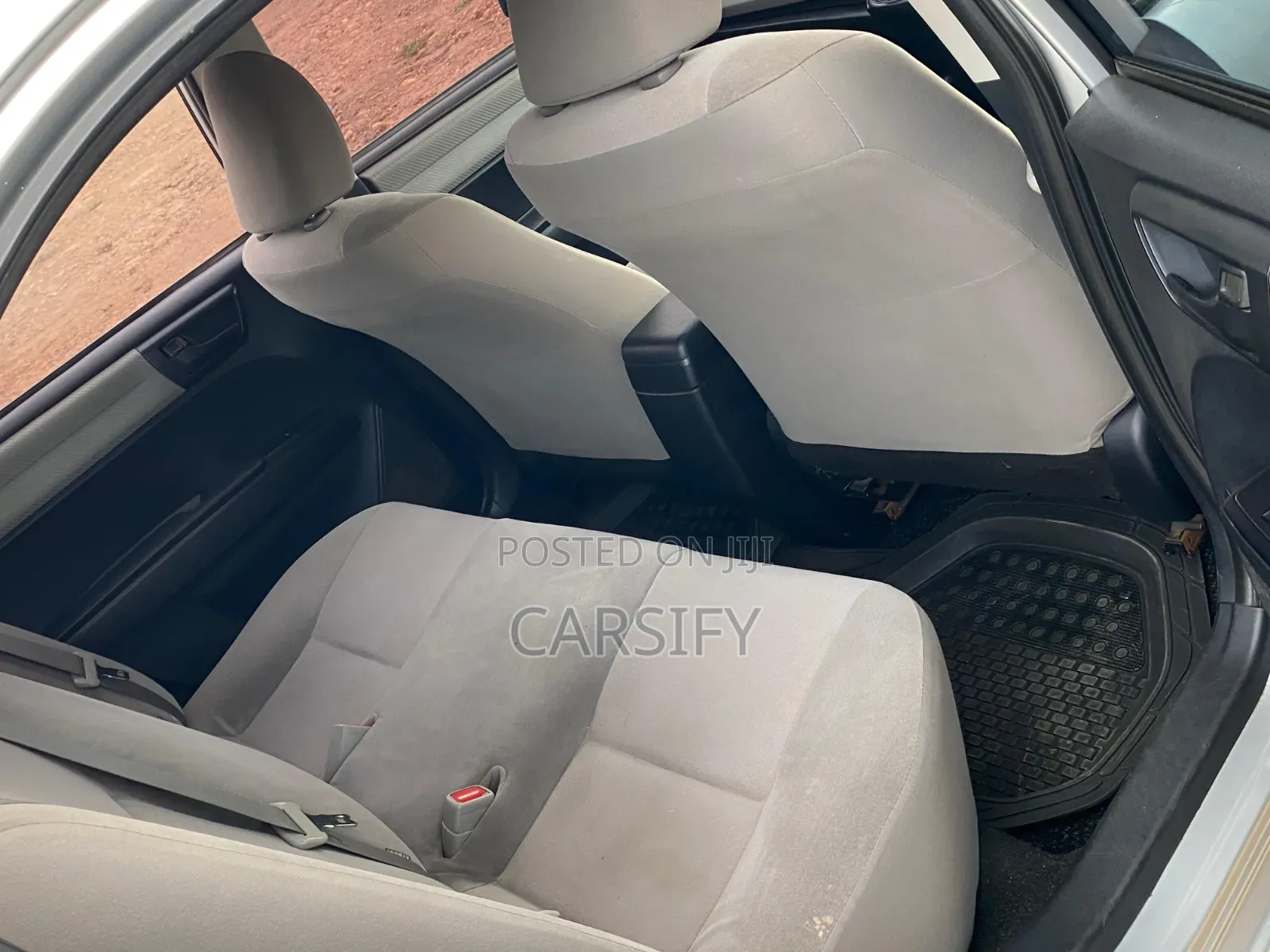 Toyota Axio 2014 Silver