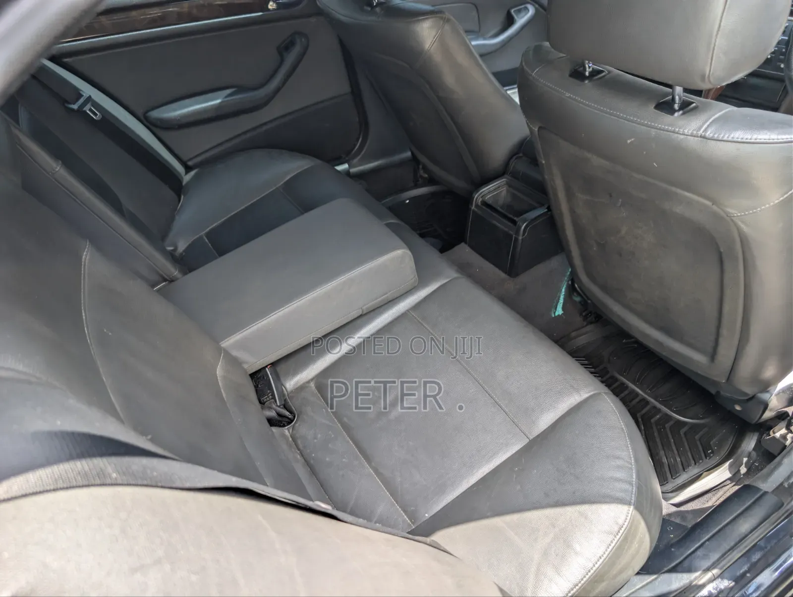 BMW 320i 2003 Black