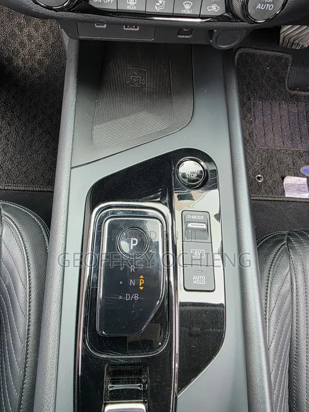 Nissan Note 1.2 Hybrid 2021 Red