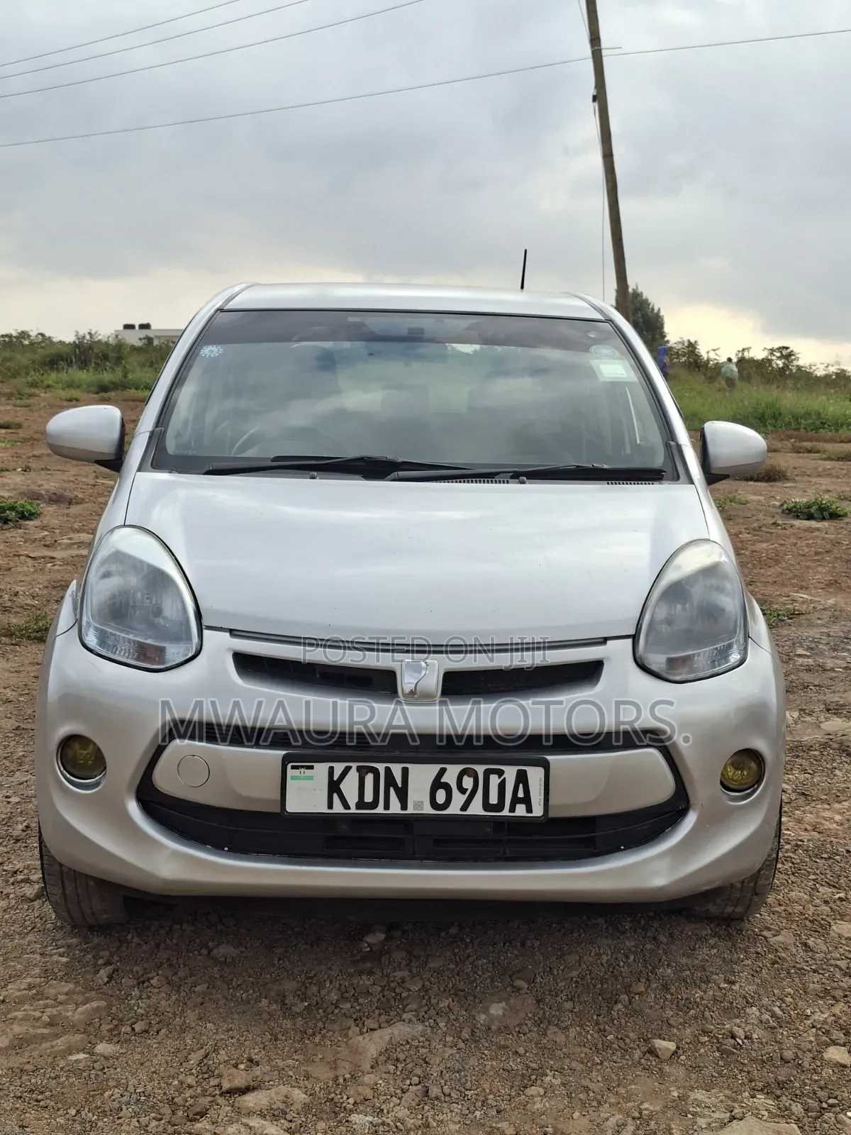 Toyota Passo 2015 Silver