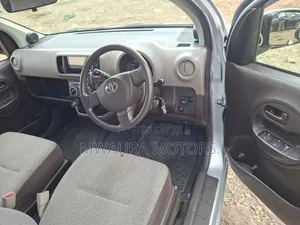 Toyota Passo 2015 Silver