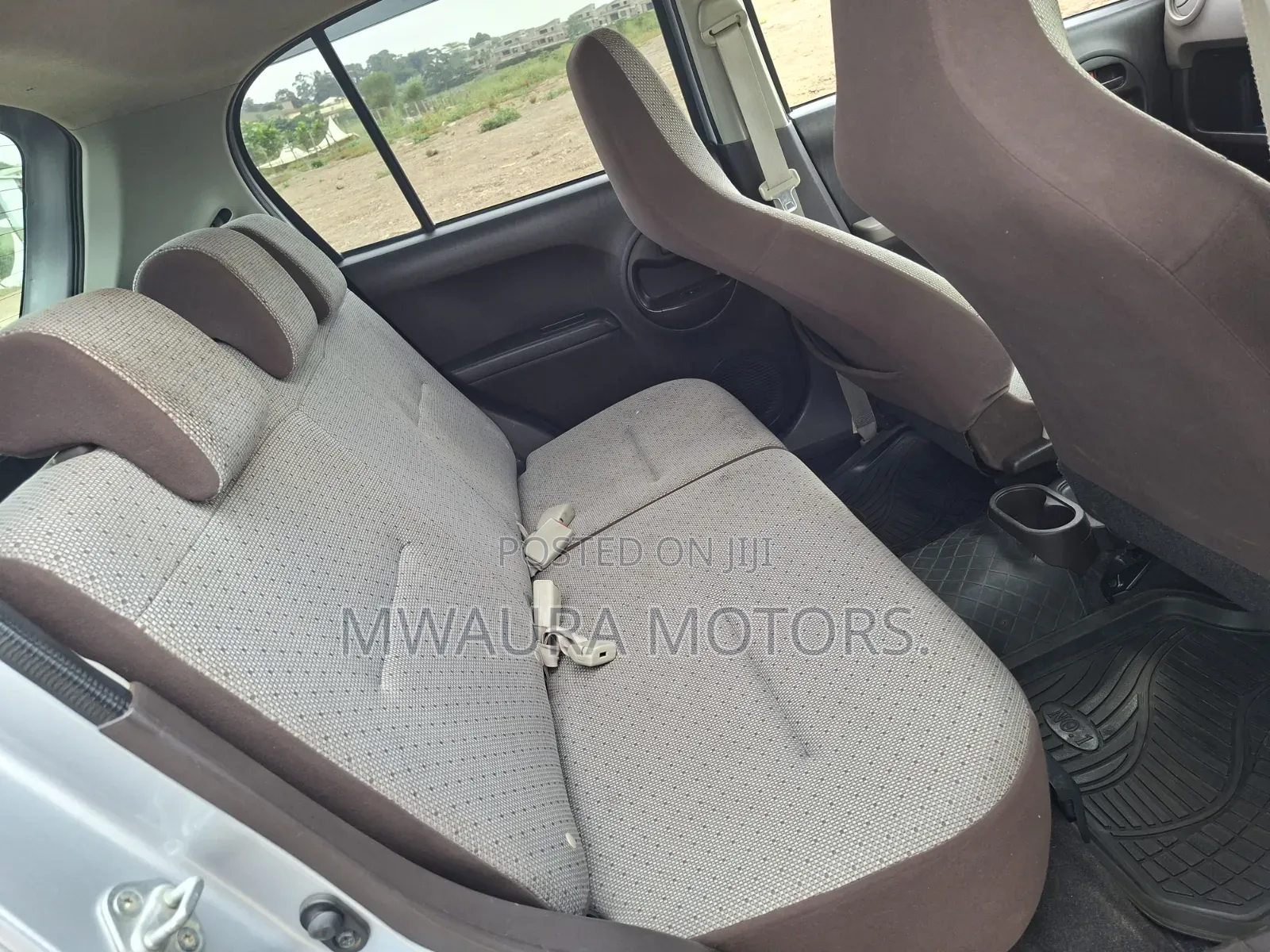 Toyota Passo 2015 Silver