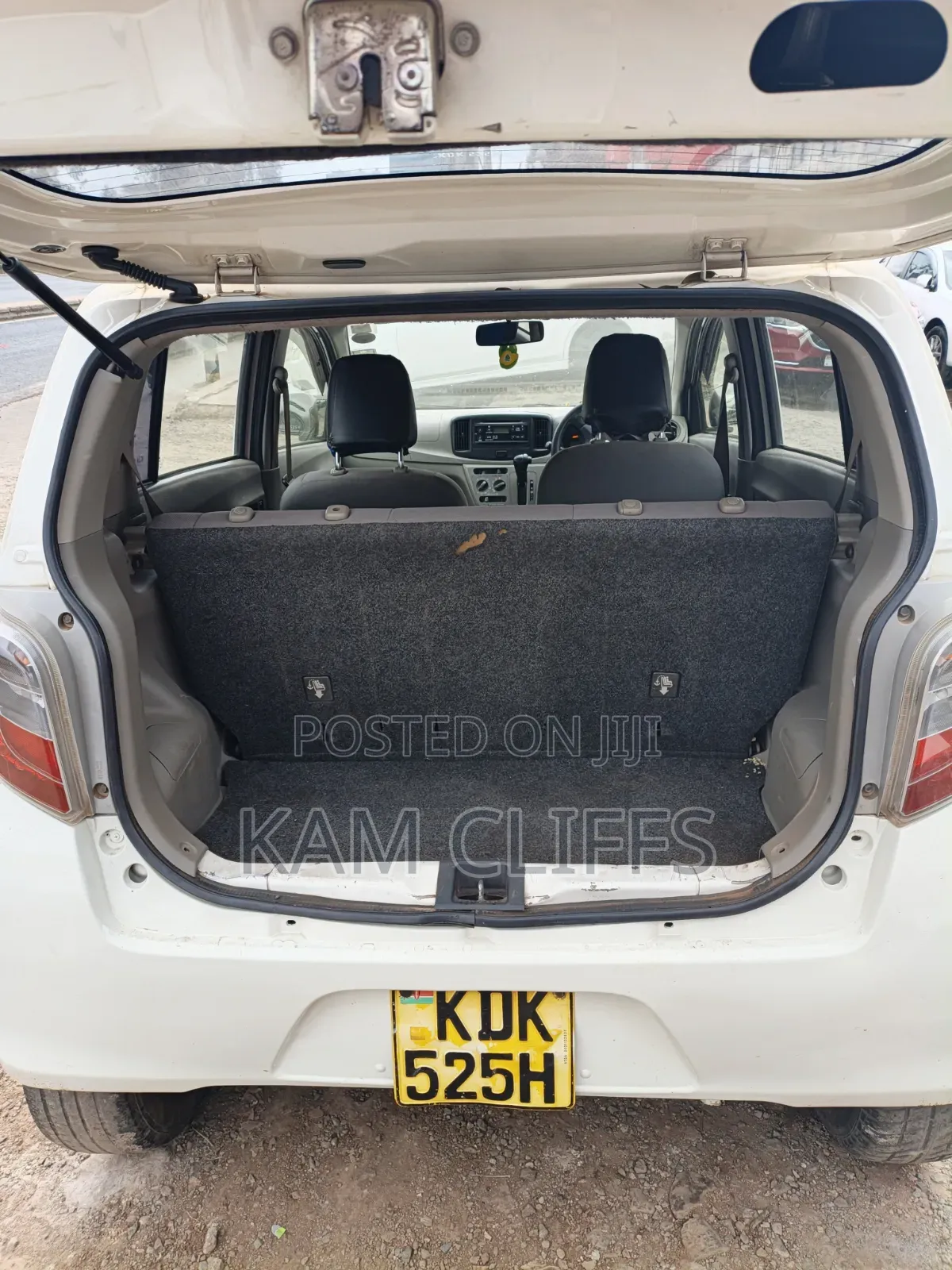 Daihatsu Mira 2015 White
