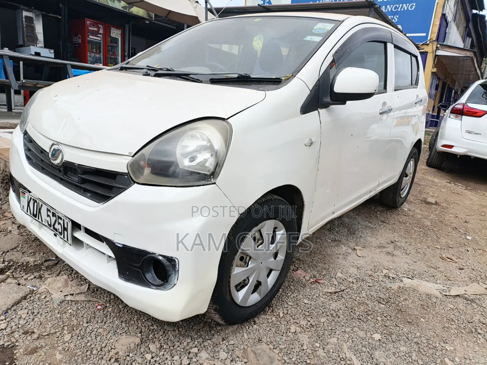 Daihatsu Mira 2015 White