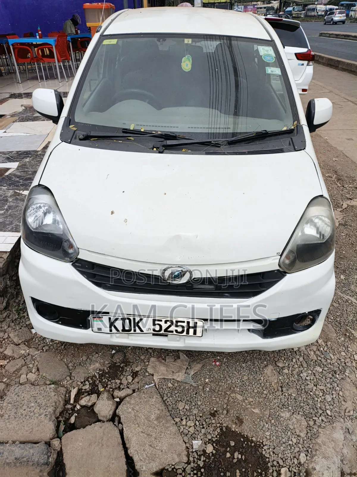 Daihatsu Mira 2015 White