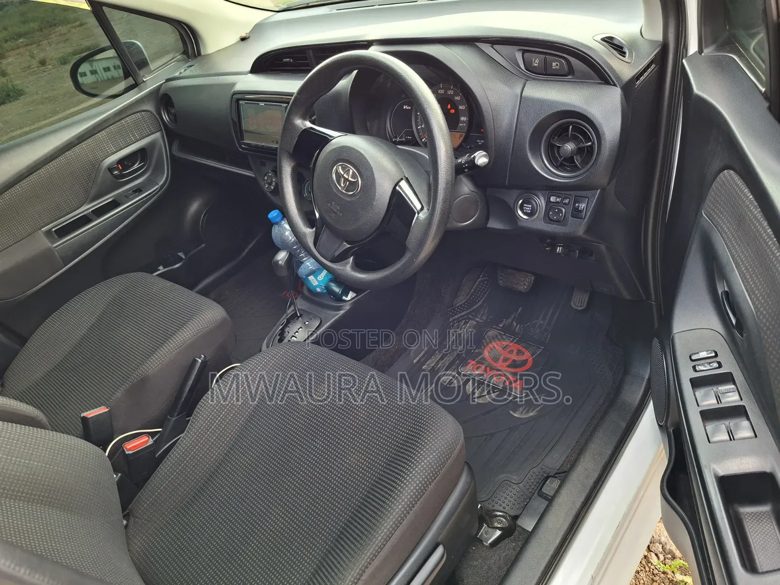 Toyota Vitz 2018 White