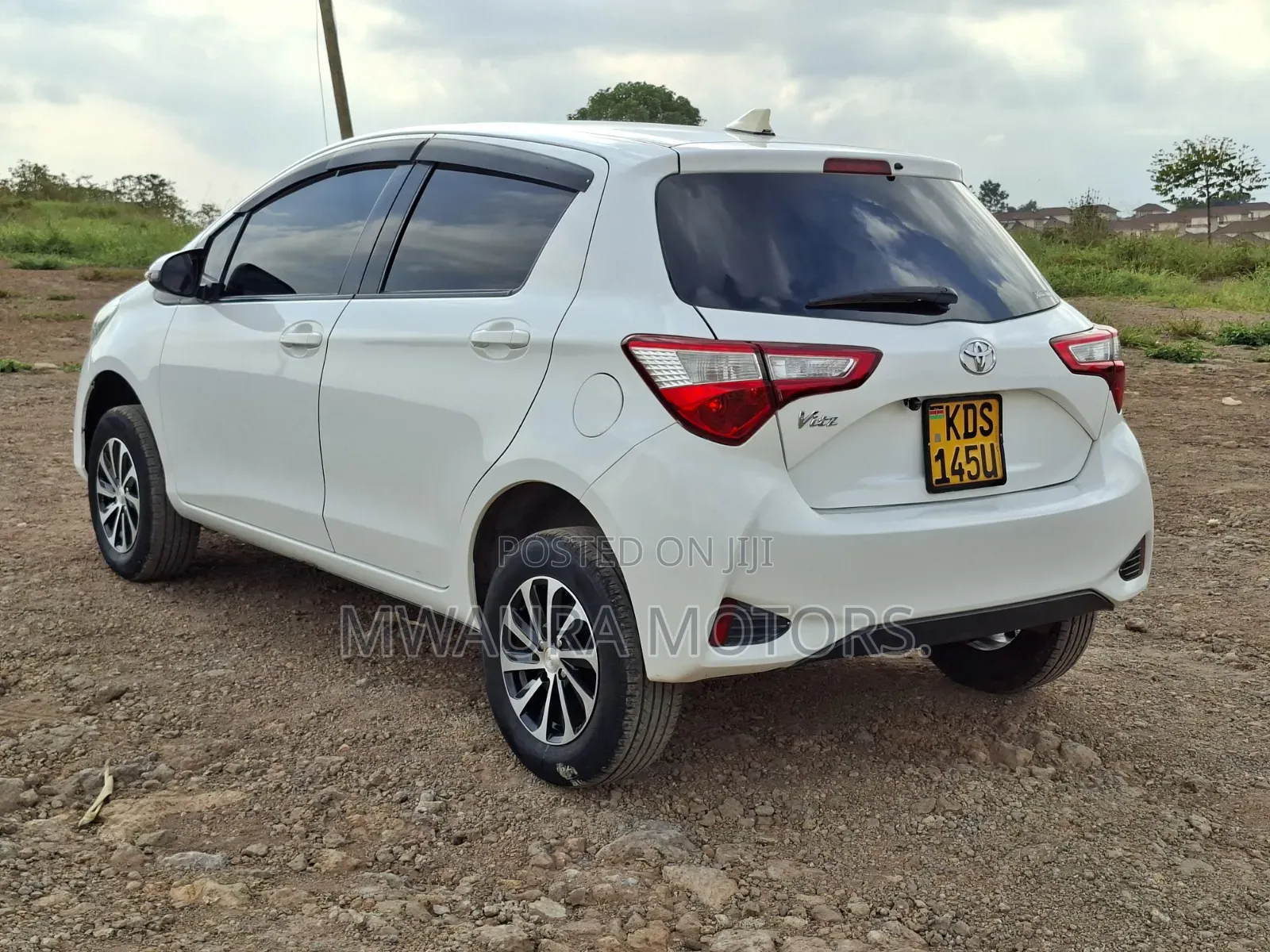 Toyota Vitz 2018 White