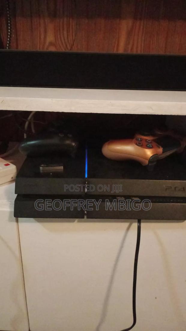 Ps4 Chipped With Several Games