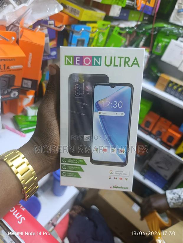 New Neon Ultra 32 GB Black