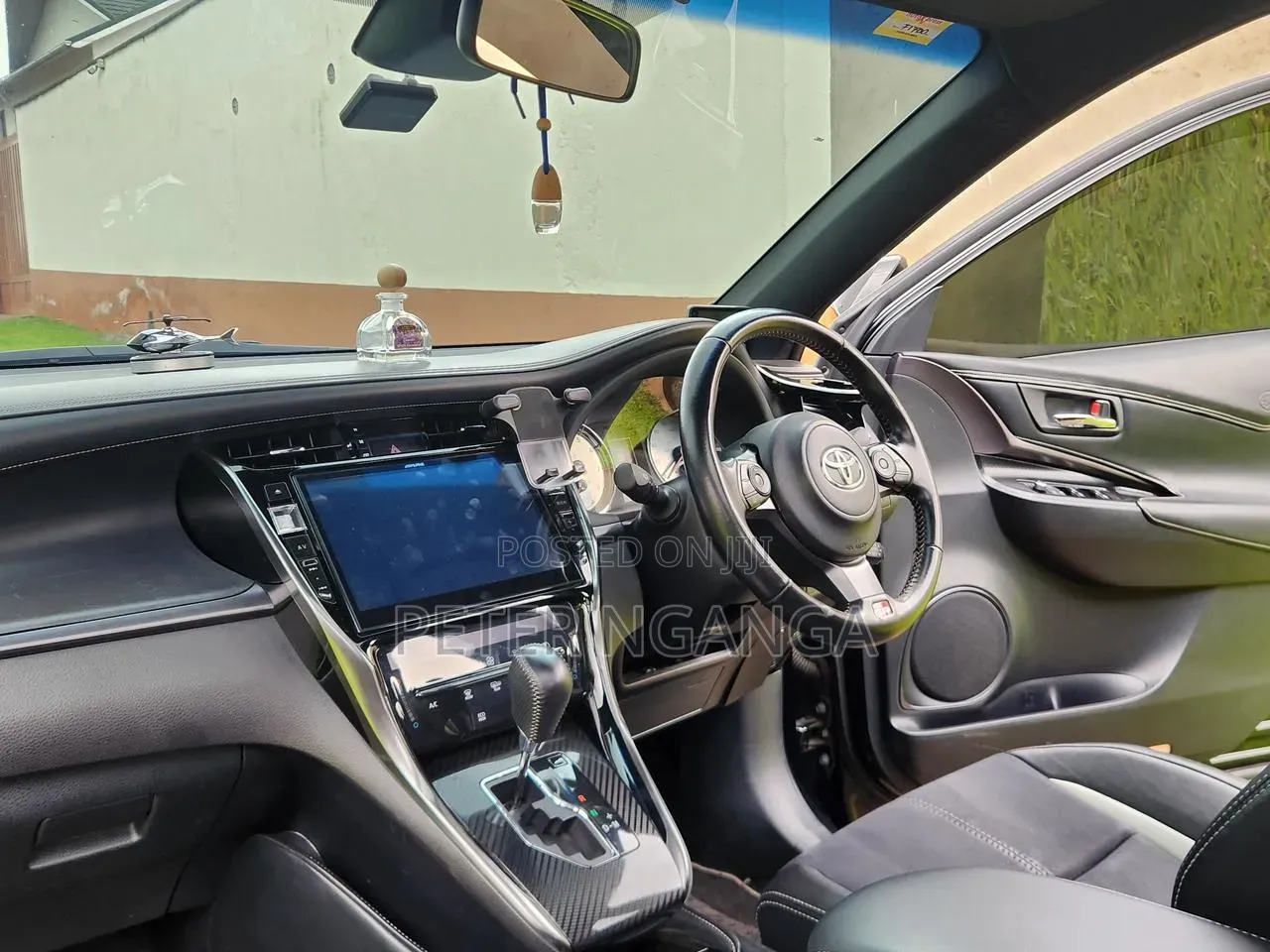 Toyota Harrier 2019 Black