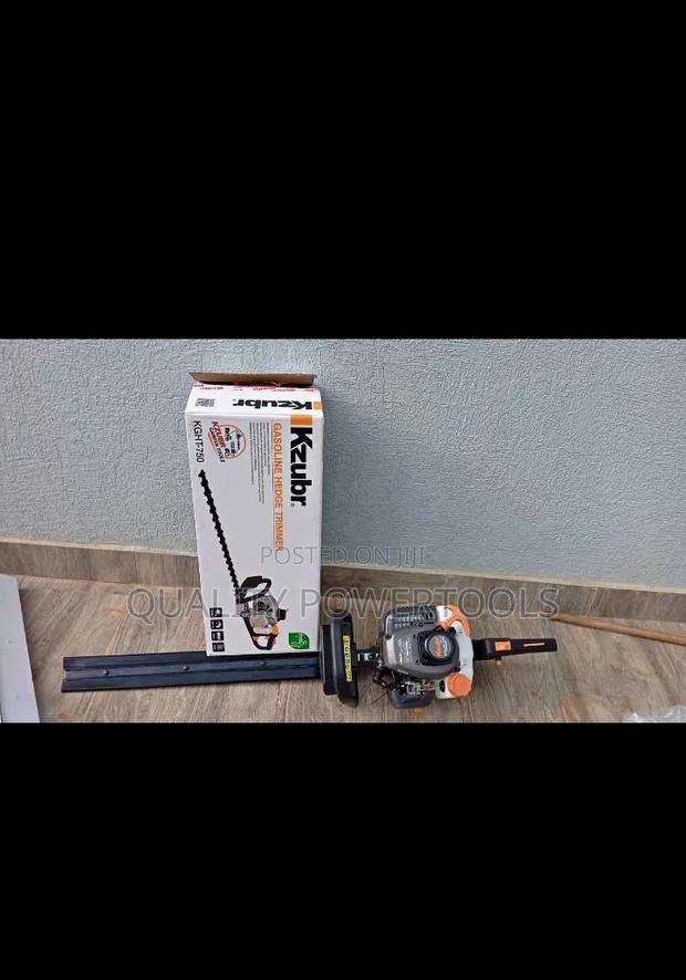 Heavy Duty Gasoline Hedge Trimmer