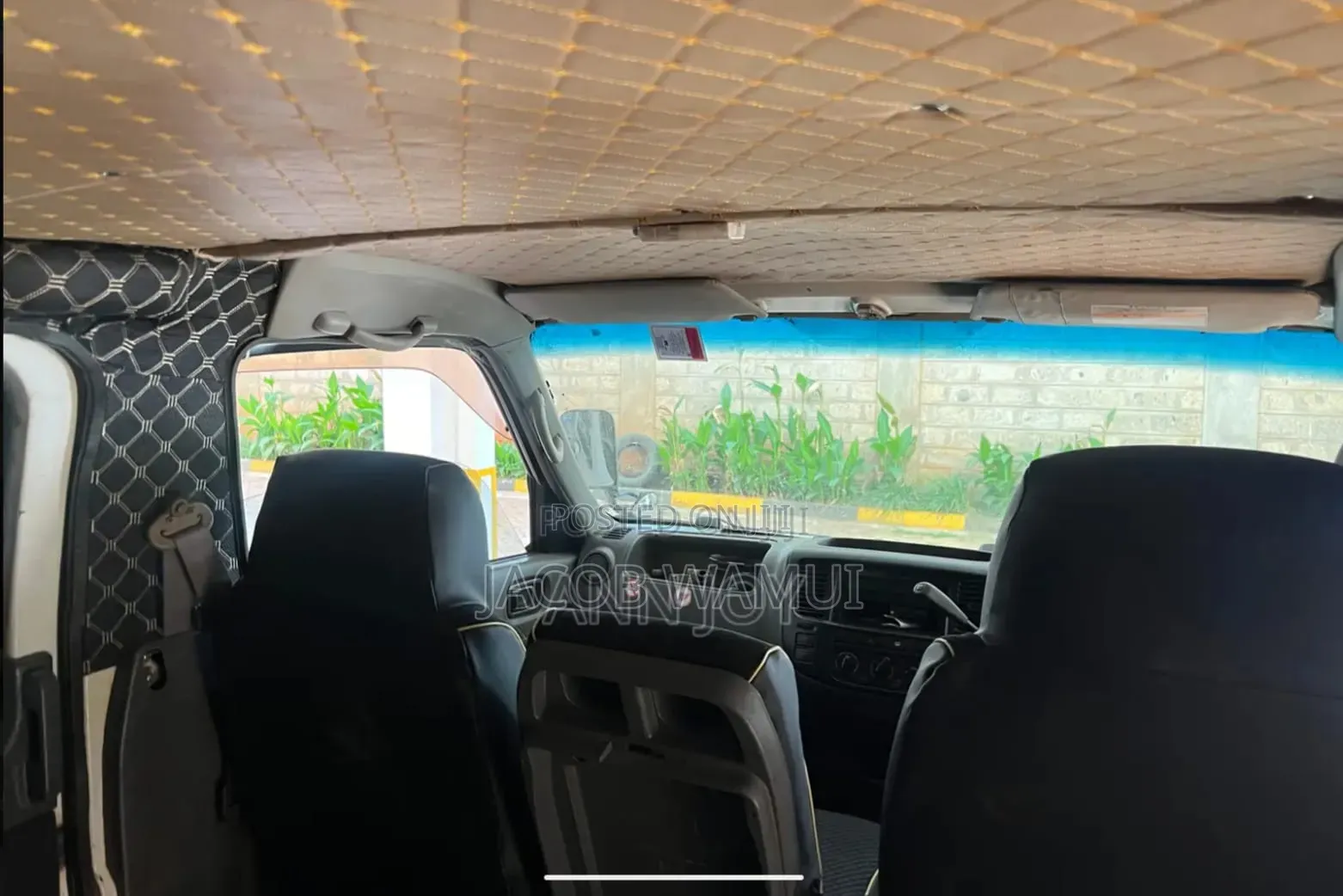 Nissan Caravan (Urvan) 2006 White