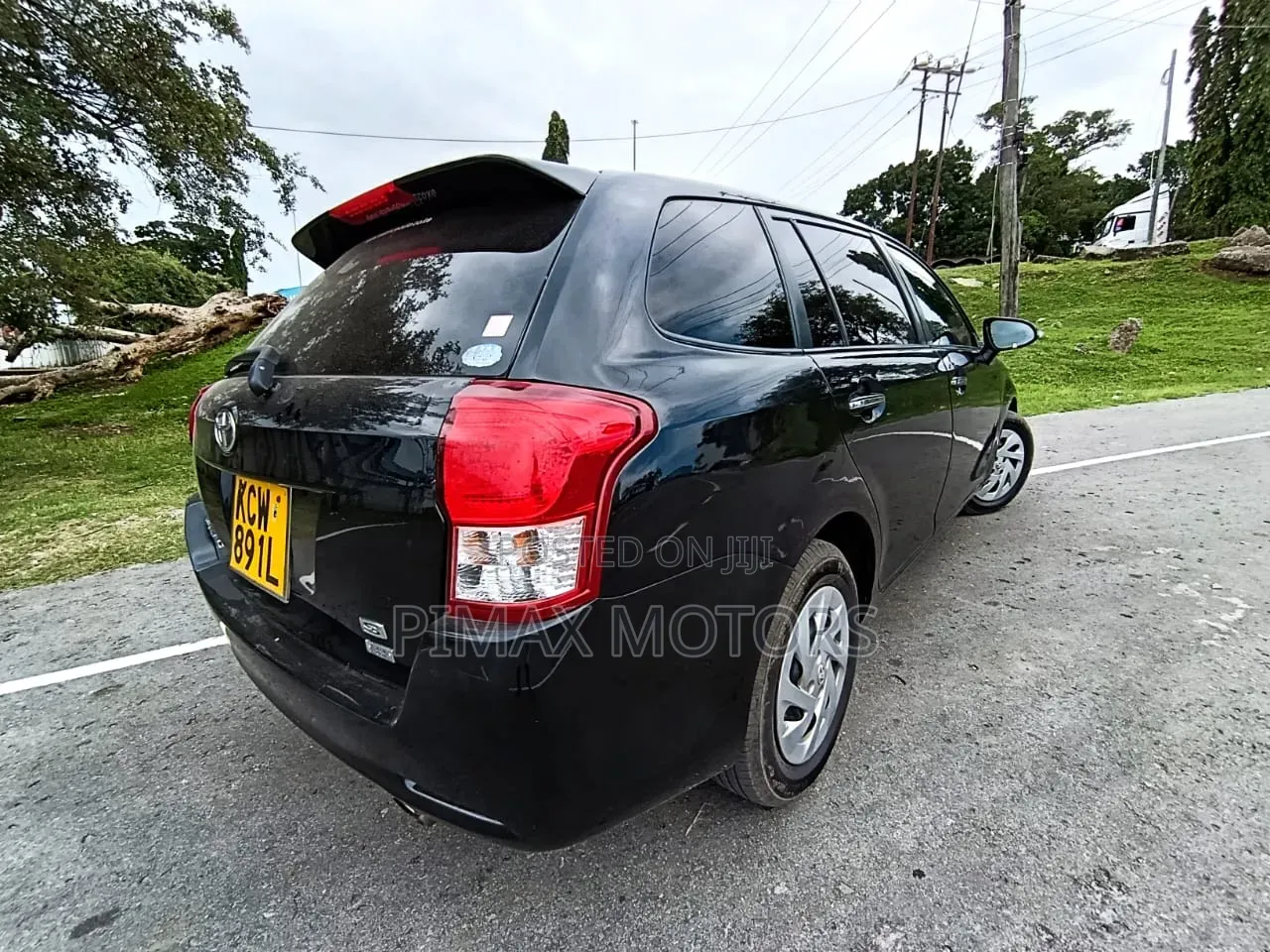 Toyota Corolla Fielder 2013 Black