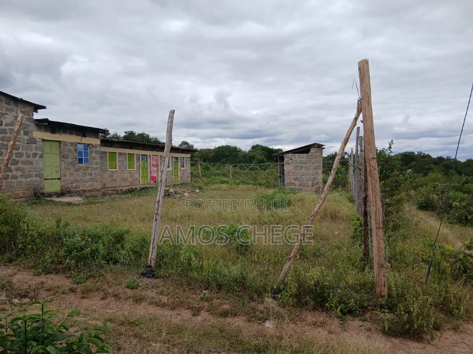 5bdrm House in Ngoliba for sale