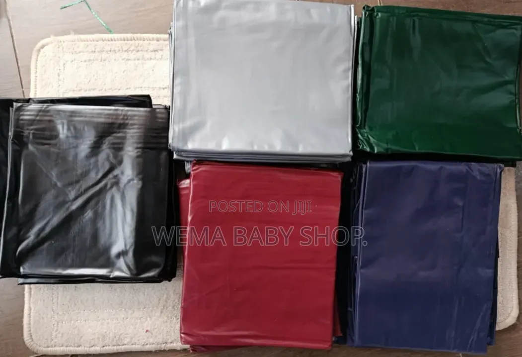 Top-Side High Quality Matress Cover/Mackintosh(195 Cm by 130cm)