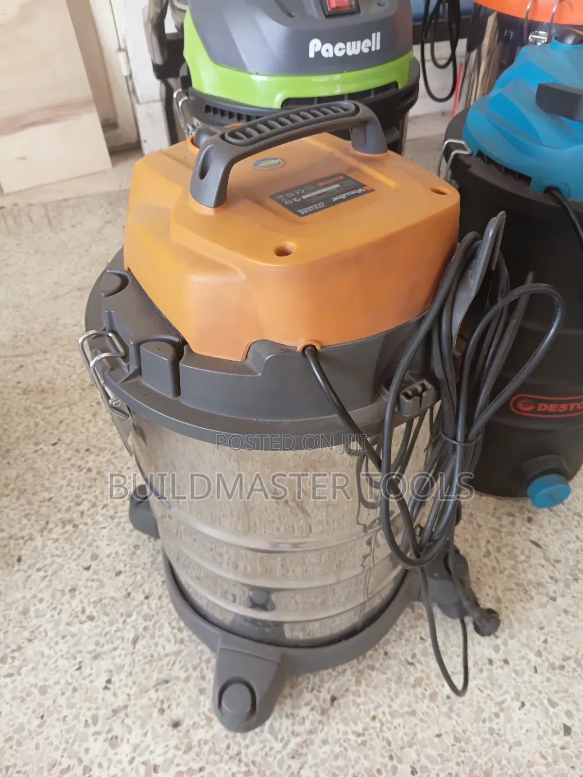 30-Liter Kzubr Industrial Vacuum Cleaner