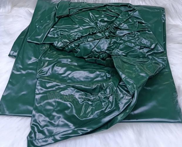 Fitted High Quality Matress Cover/Mackintosh(Size;195 Cm by 130cm) - thumbnail 2