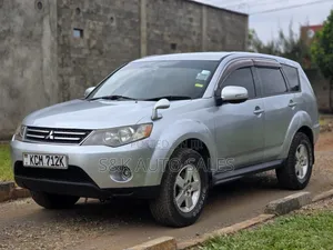 Mitsubishi Outlander 2010 Silver