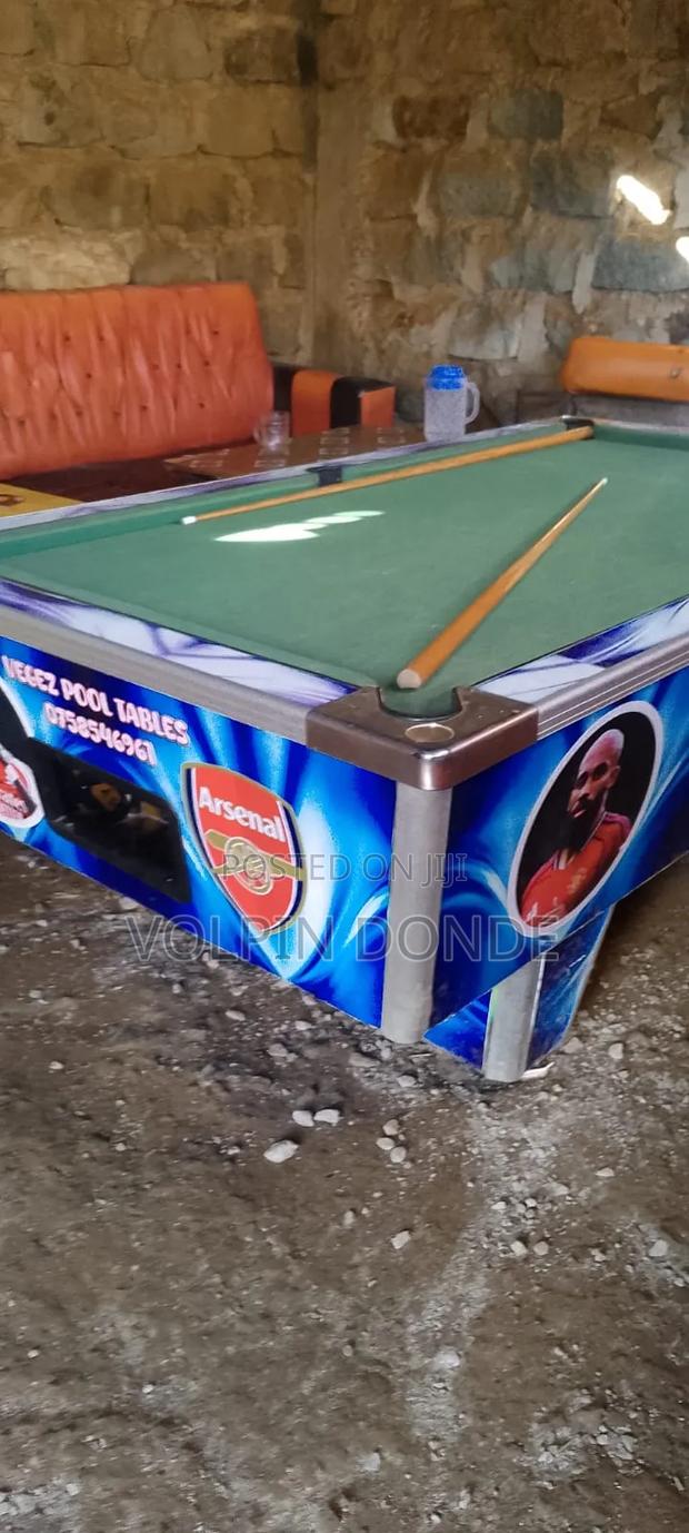 Pool Table - thumbnail 3