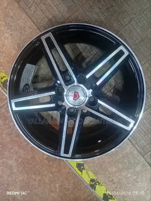 14-Inch 8-Hole Gloss Black Machined Face Alloy Wheel (14x5.5)