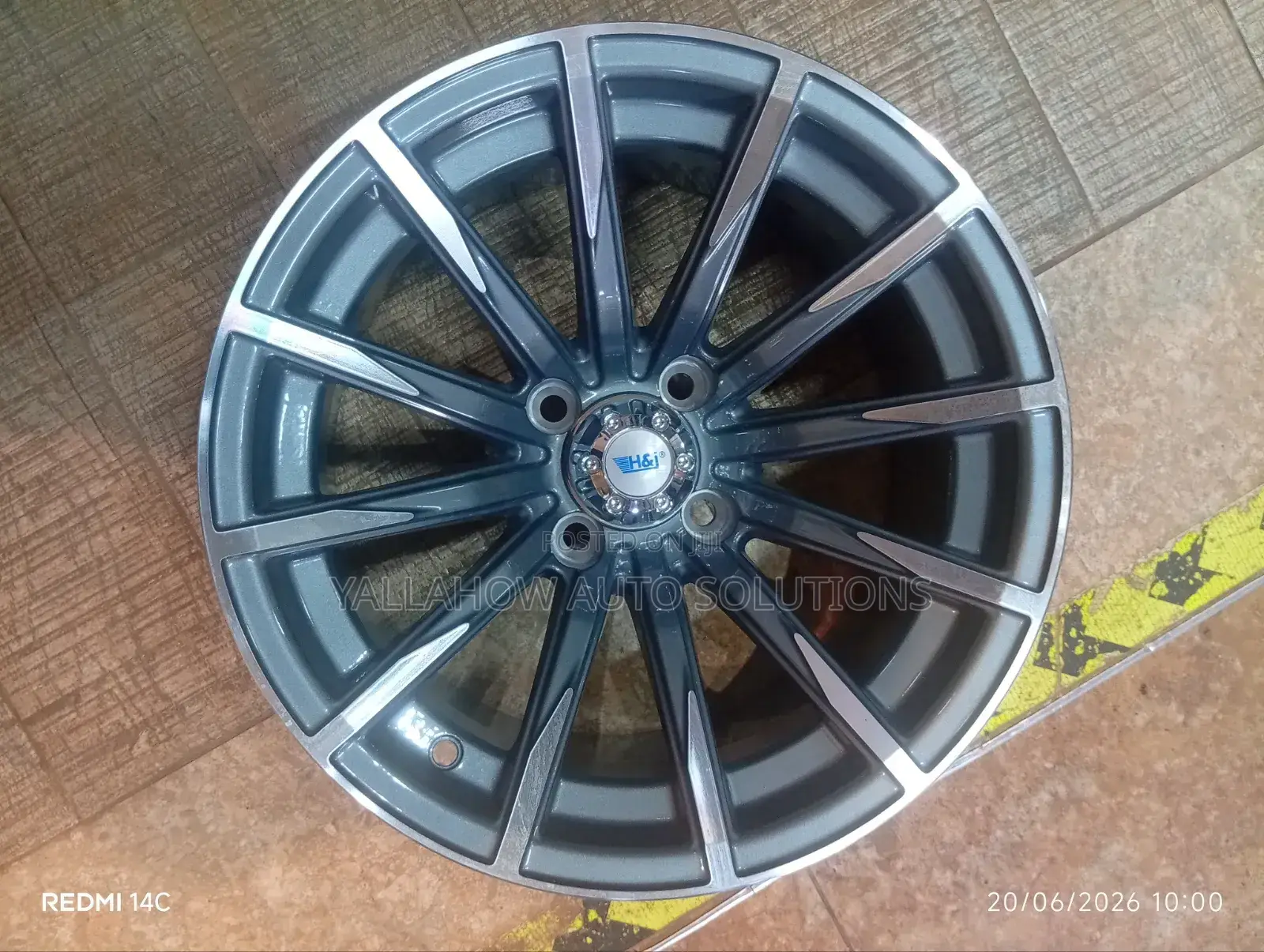14" 4-Lug Multi-Spoke Alloy Wheel | Gunmetal Machined Face Et38