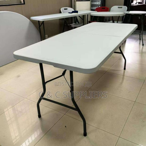 Plastic Garden Foldable Table - thumbnail 2
