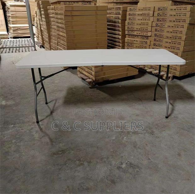 Plastic Garden Foldable Table - thumbnail 3