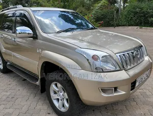 Toyota Land Cruiser Prado 2003 Gold