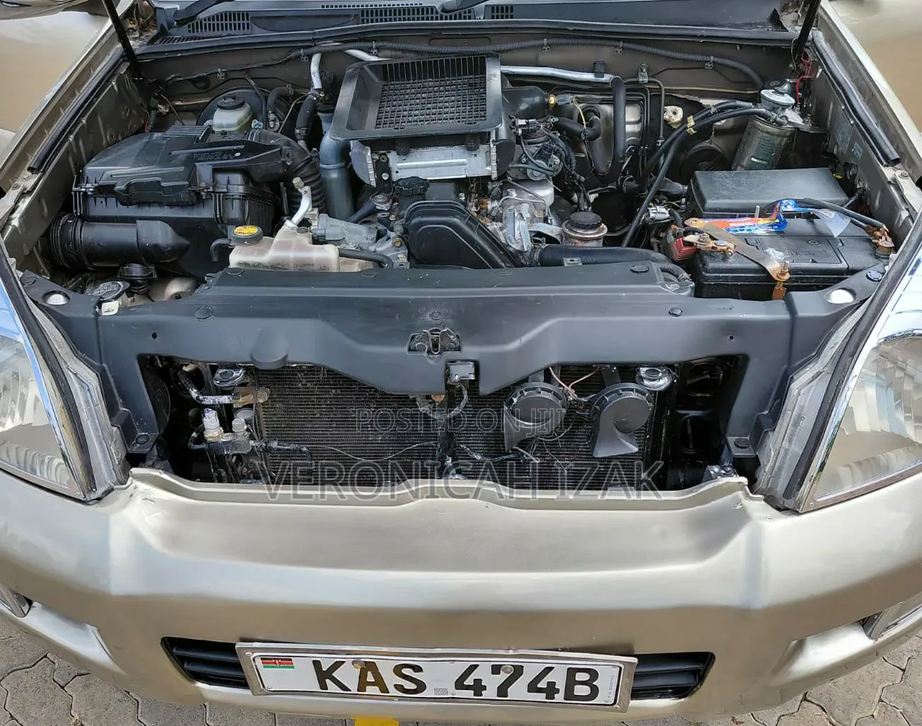 Toyota Land Cruiser Prado 2003 Gold