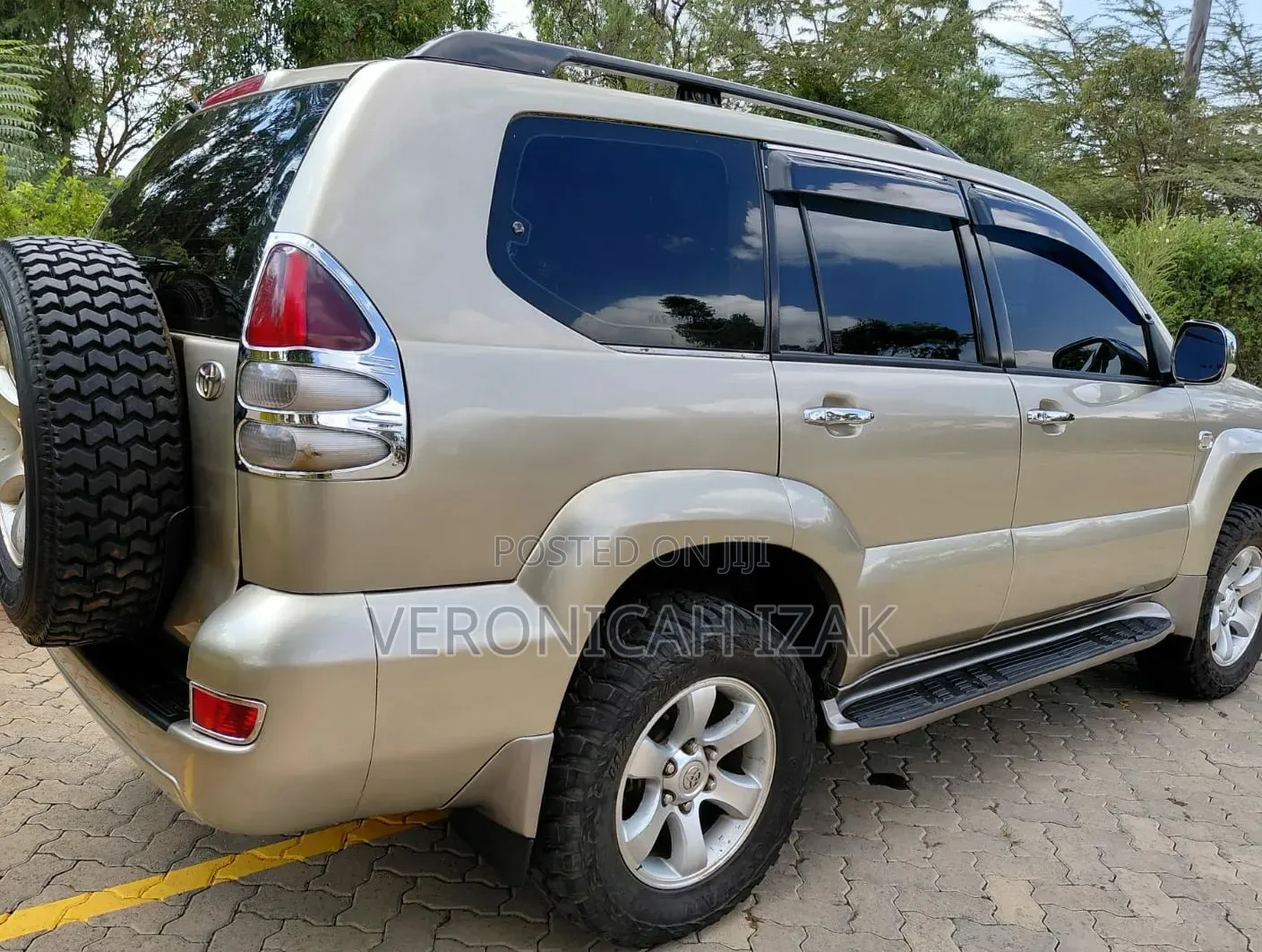 Toyota Land Cruiser Prado 2003 Gold