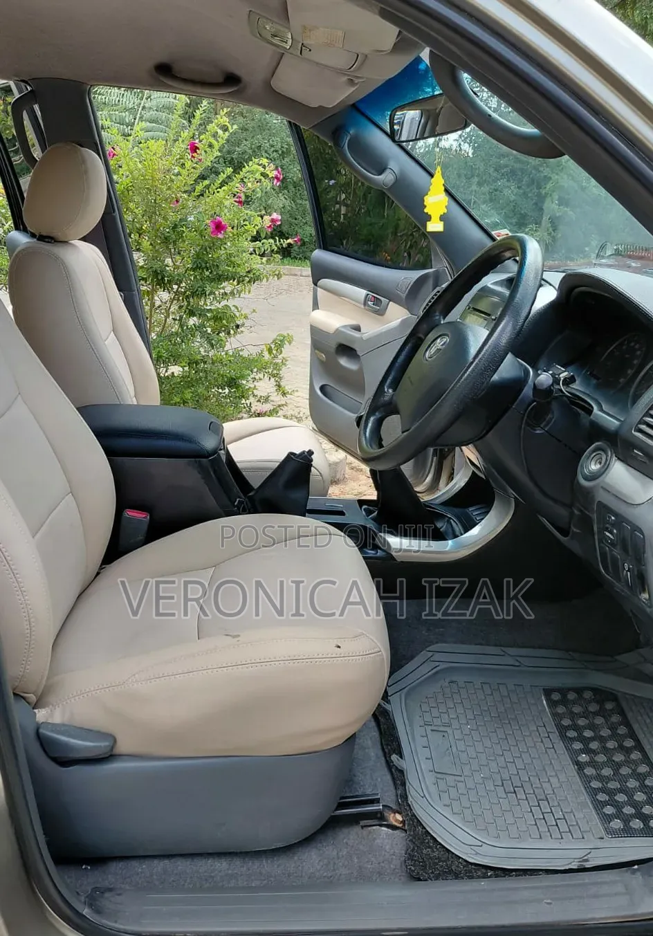Toyota Land Cruiser Prado 2003 Gold
