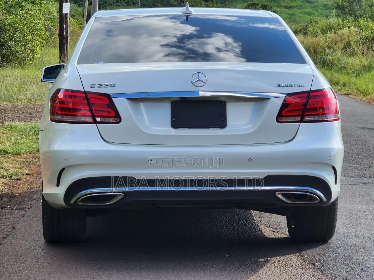 Mercedes-Benz E220 2016 White