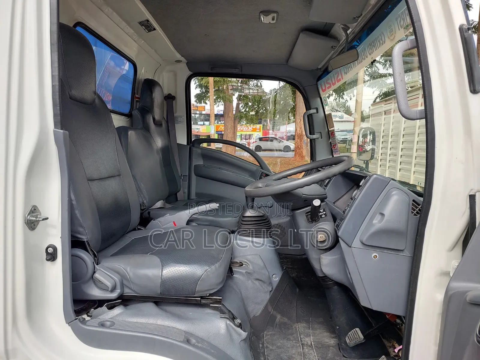 Isuzu NMR Truck