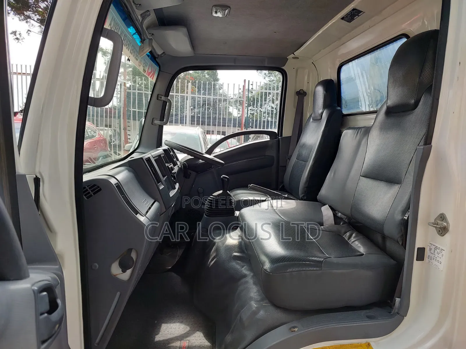 Isuzu NMR Truck
