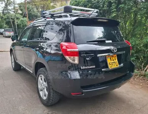 Toyota Vanguard 2013 Black