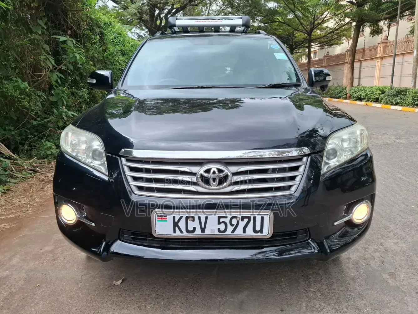 Toyota Vanguard 2013 Black