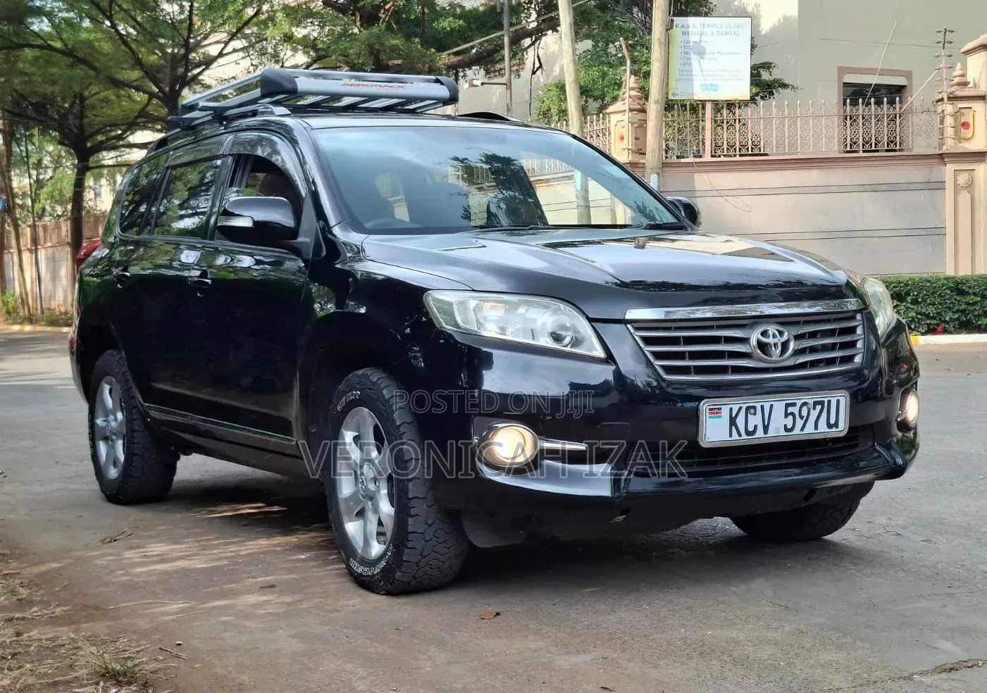 Toyota Vanguard 2013 Black