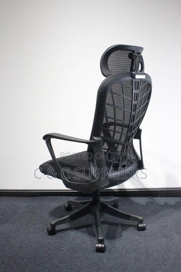 Swivel Mesh Ergonomic Office Seat - thumbnail 5