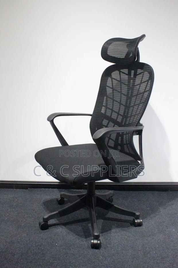Swivel Mesh Ergonomic Office Seat - thumbnail 7